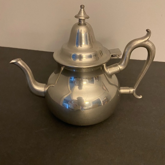 Woodbury Pewters Henry Ford Museum Teapot - Picture 1 of 5